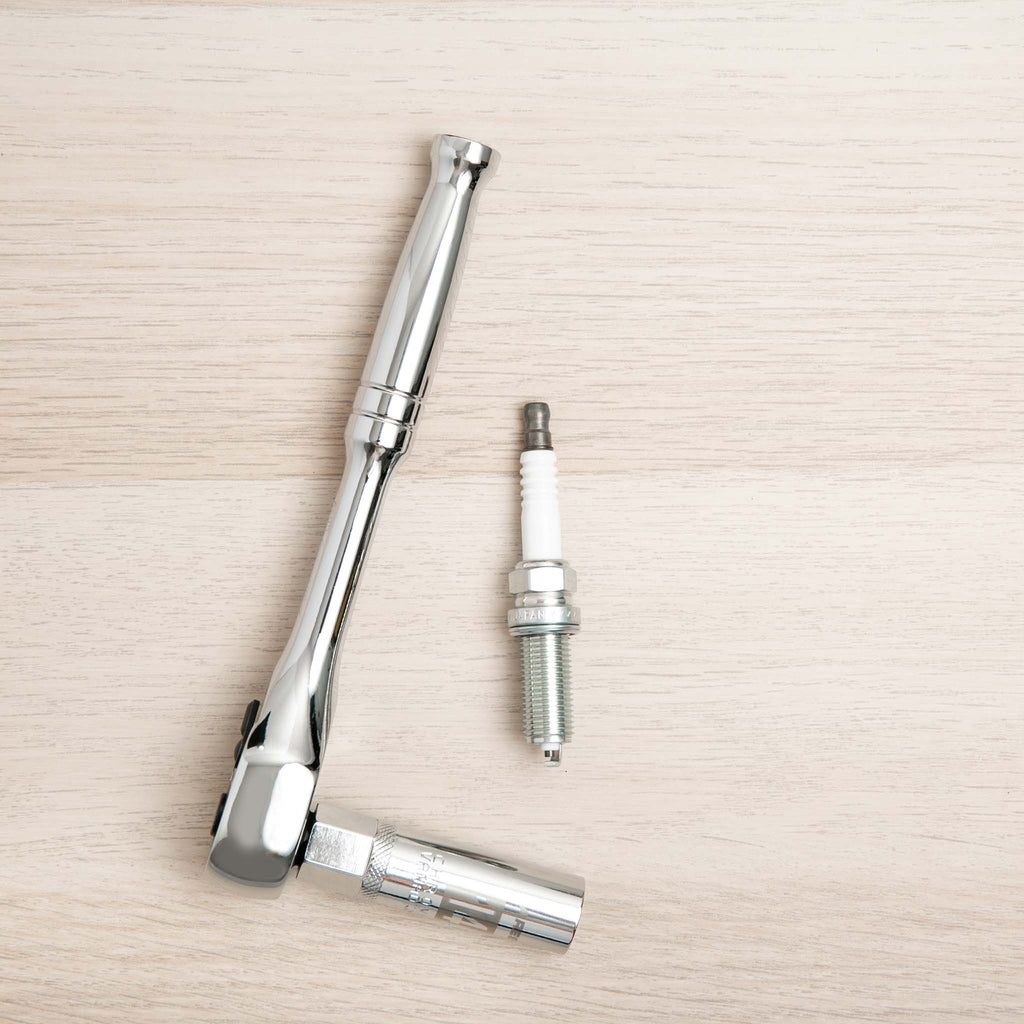 ARES 11017 - 14mm 3/8-inch Drive Thin Wall Magnetic Spark Plug Socket
