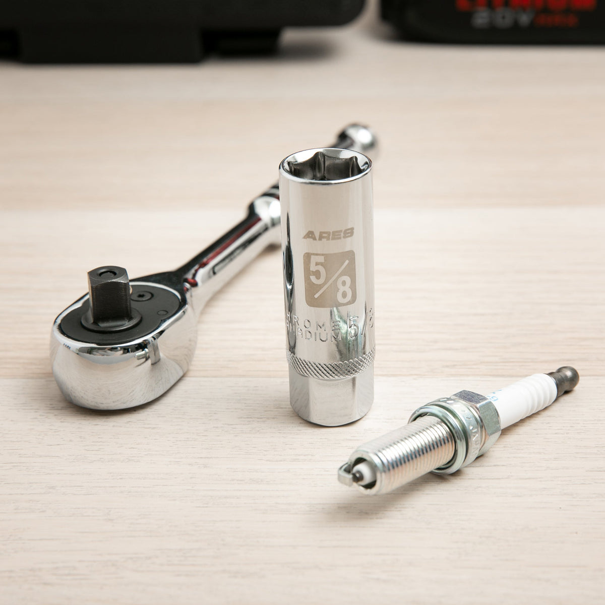 ARES 11020 - 5/8-inch 3/8-inch Drive Magnetic Spark Plug Socket