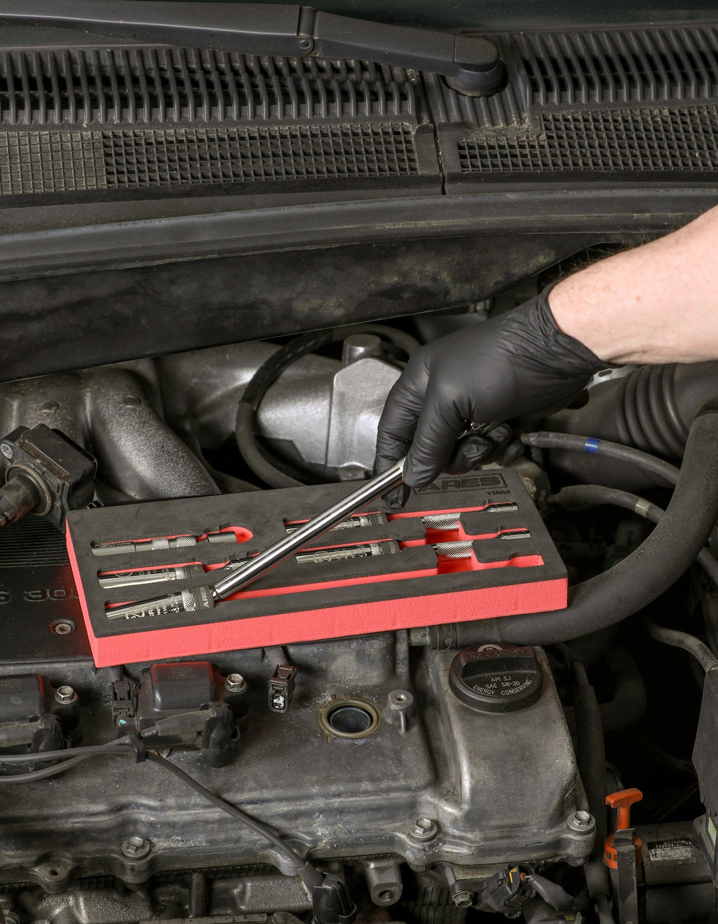 ARES 11052 - 5-Piece Magnetic Swivel Spark Plug Socket Set