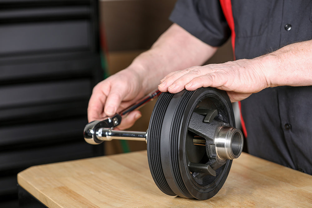 ARES 15085 - Harmonic Balancer Puller for GM