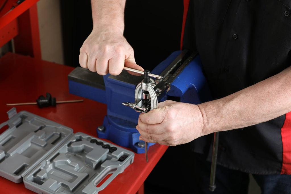 ARES 18020 - Double Flaring Tool Adapter Set
