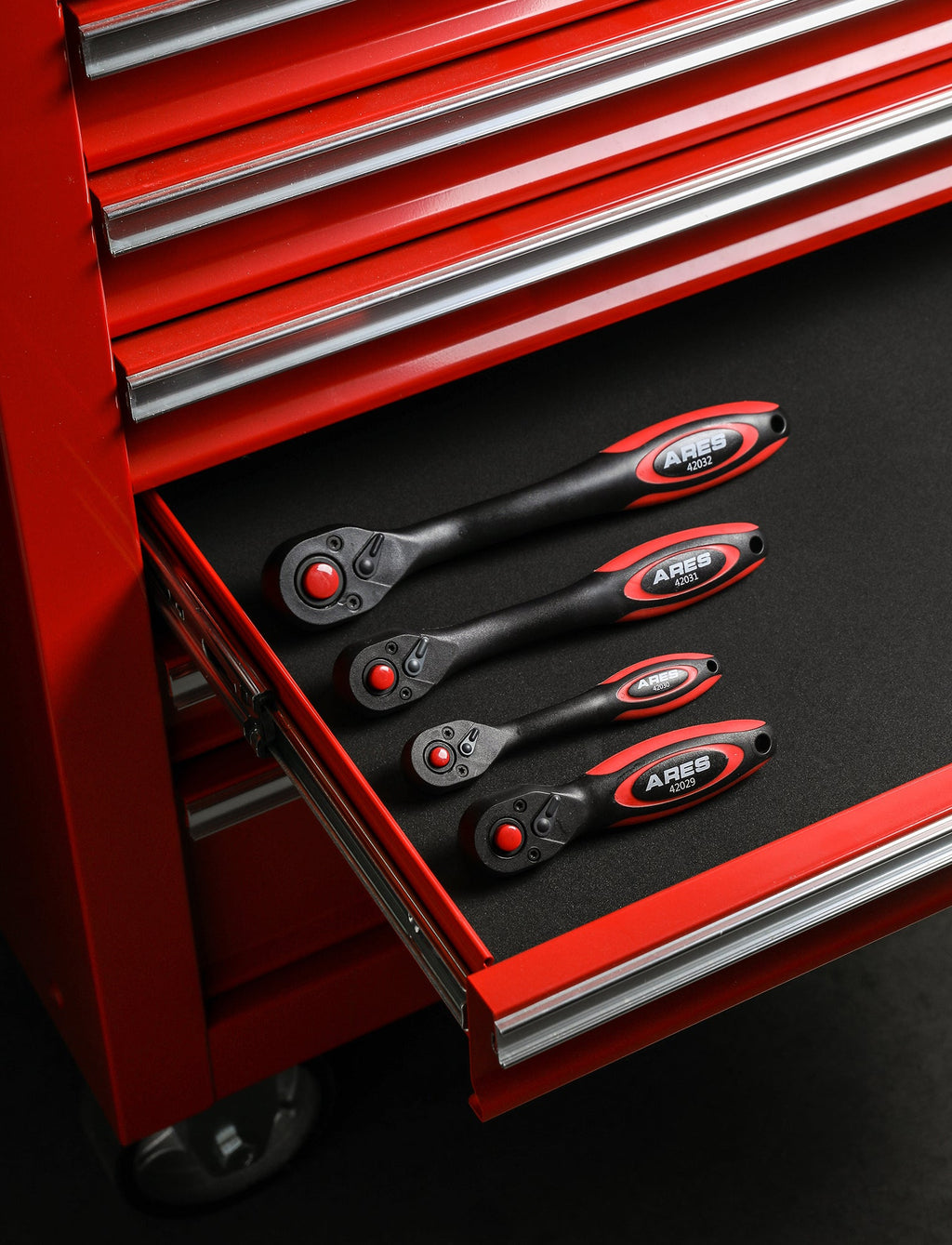 ARES 42031 - 3/8-Inch Drive 72-Tooth Composite Ratchet