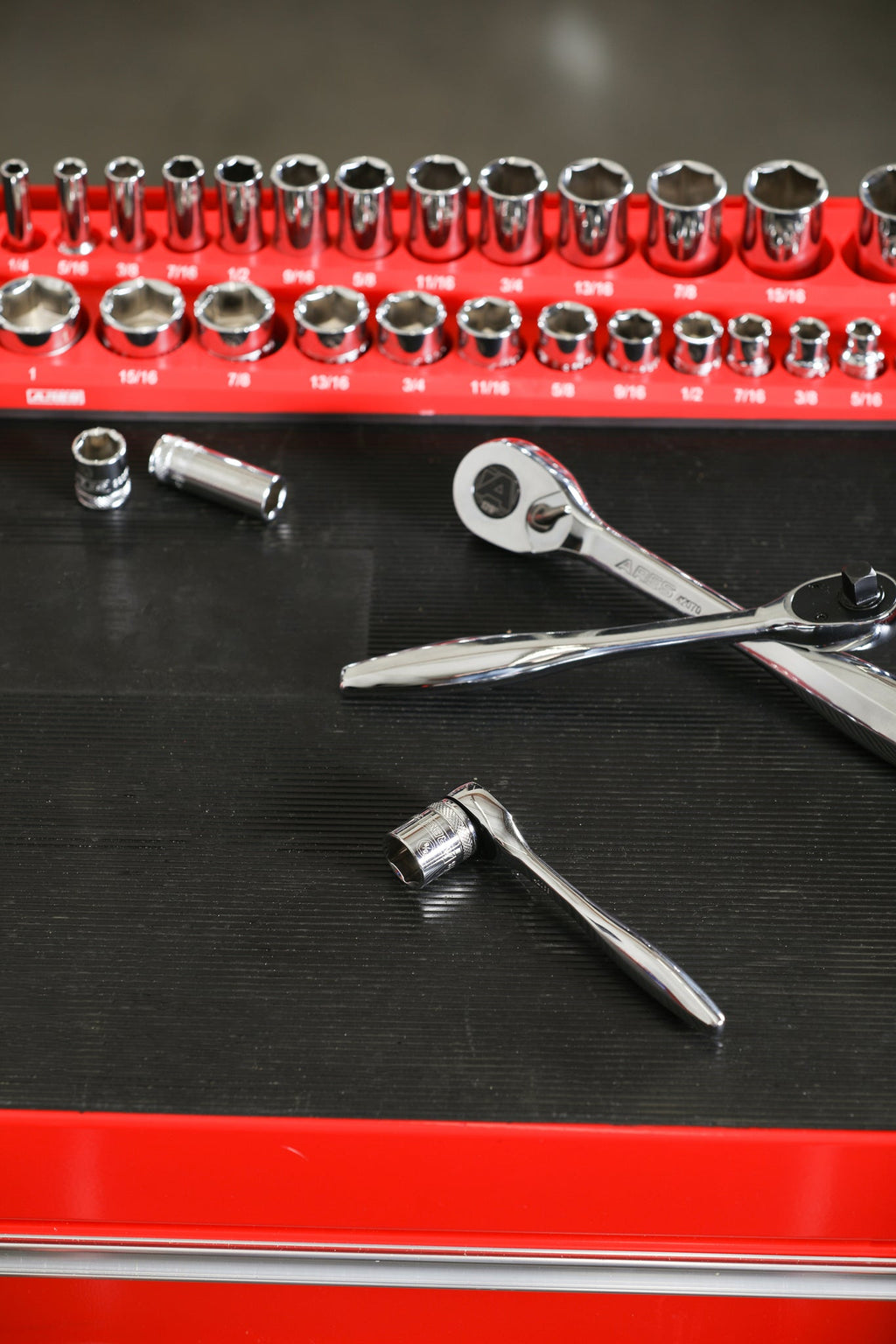 ARES 42068 - 1/4-Inch Drive 120 Tooth Ratchet
