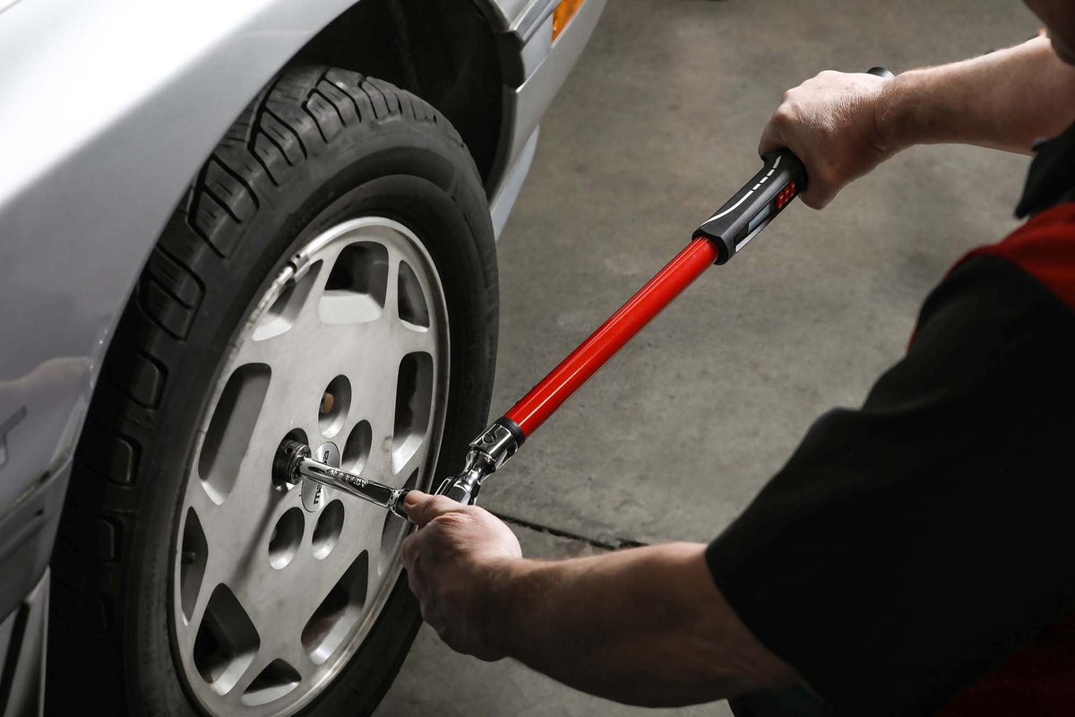 ARES 43007 - 3/8-Inch Drive Flex Head Electronic Digital Torque and Torque Angle Wrench