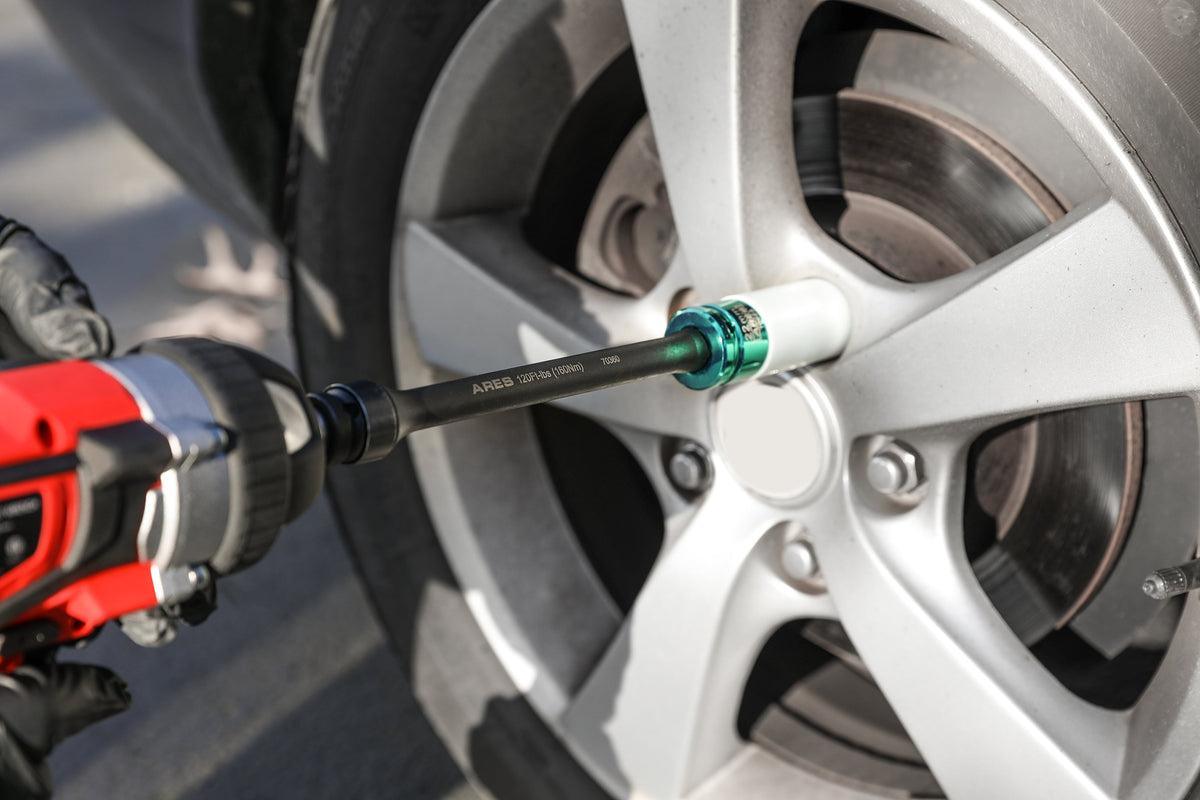 ARES 70367 - Torque Limiting Extension Bar Set