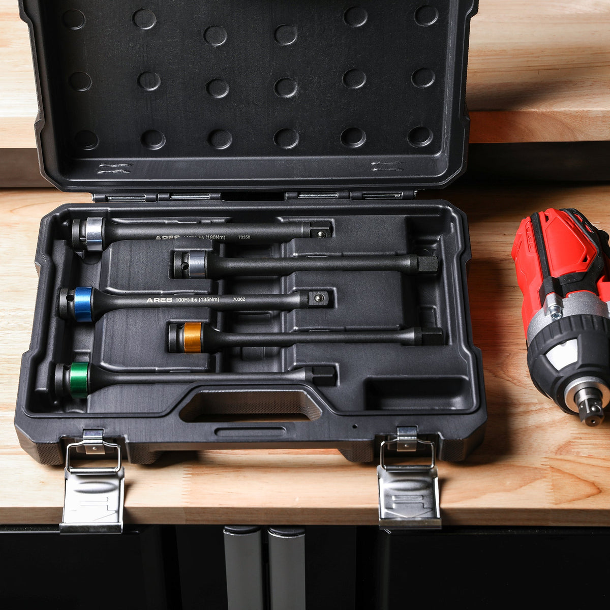ARES 70367 - Torque Limiting Extension Bar Set
