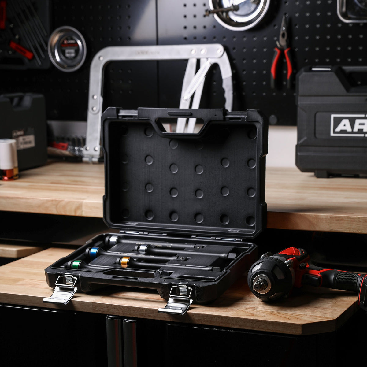 ARES 70367 - Torque Limiting Extension Bar Set