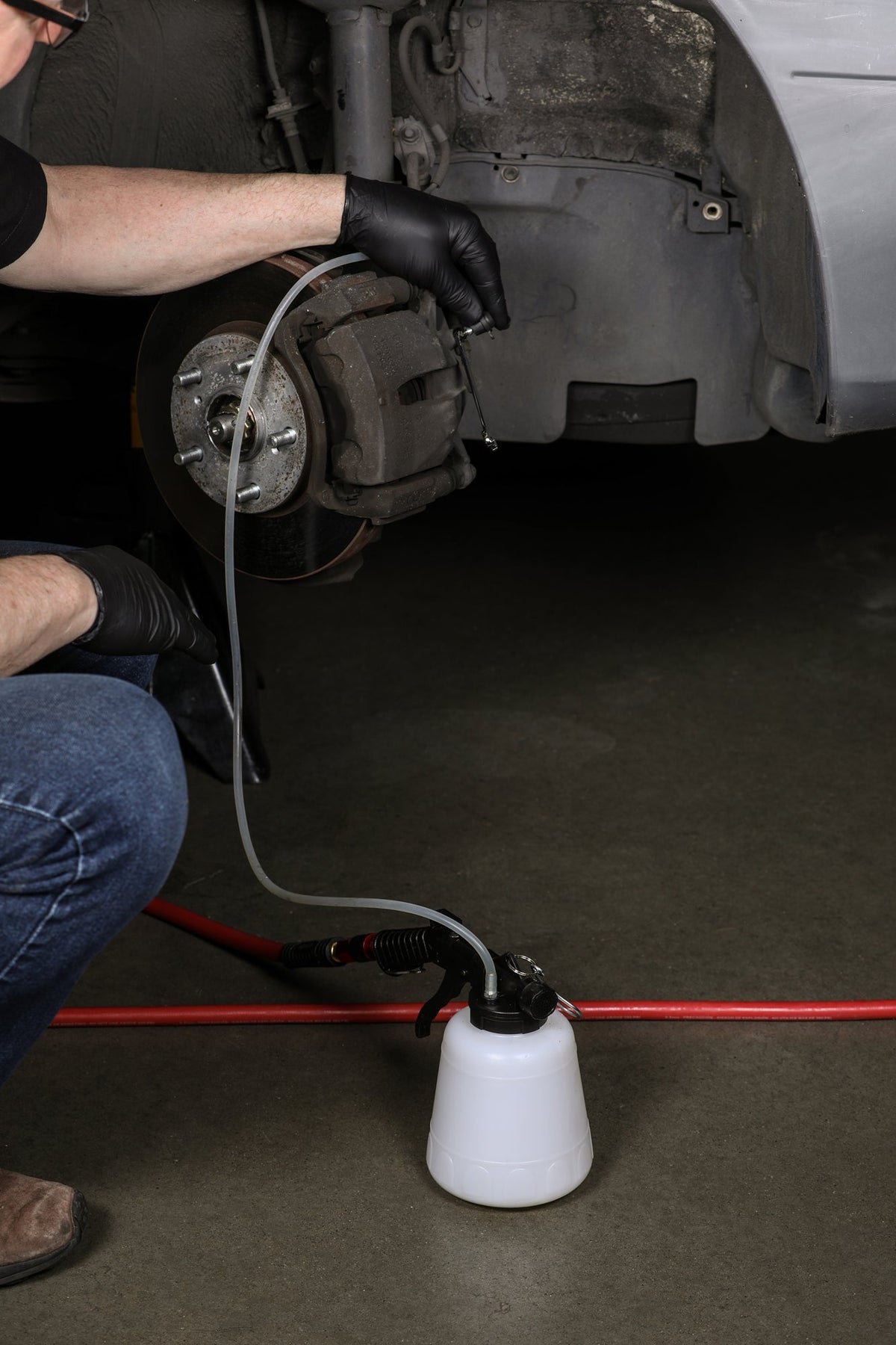 ARES 70923 - 1L Vacuum Brake Fluid Bleeder