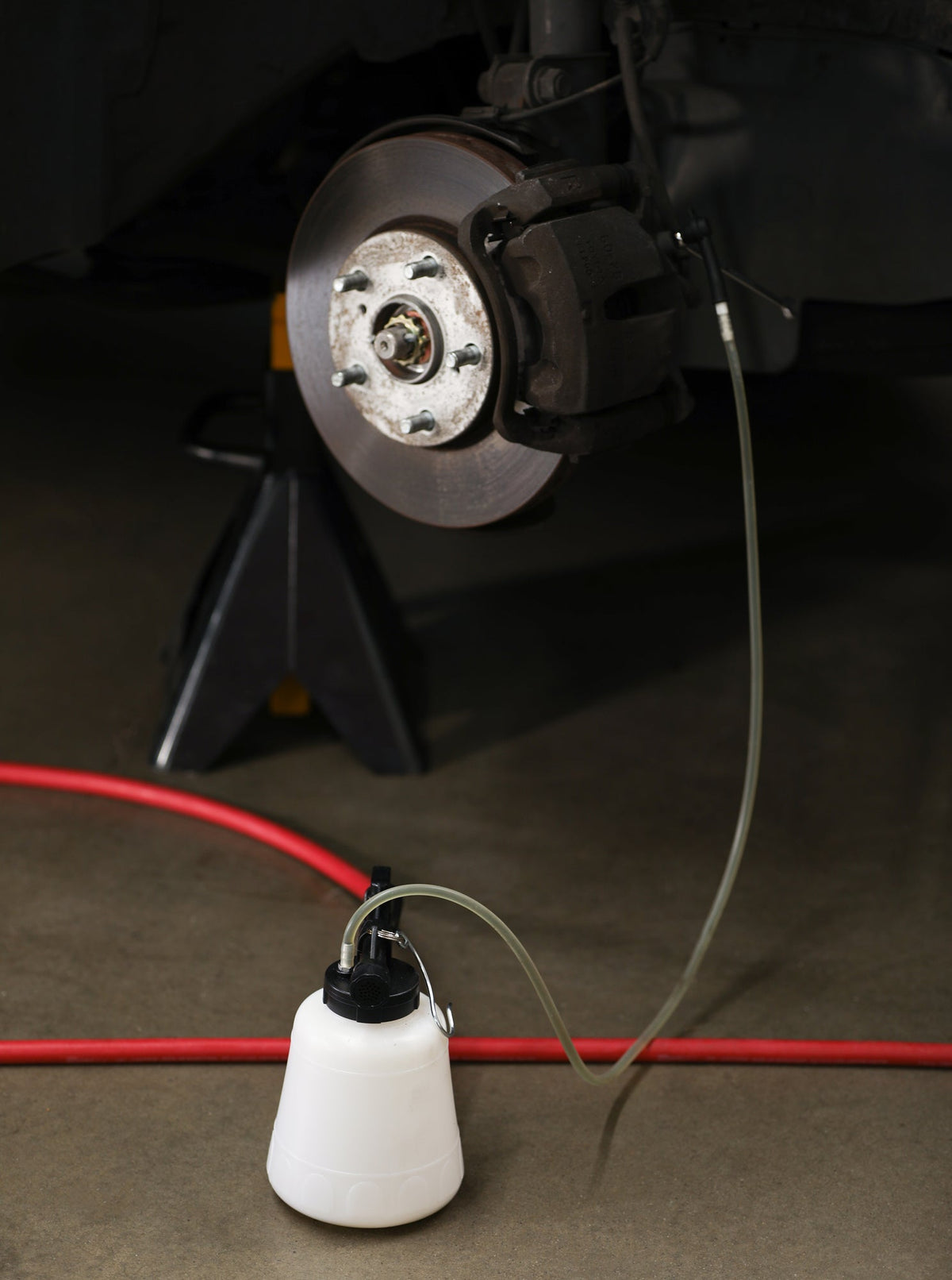 ARES 70923 - 1L Vacuum Brake Fluid Bleeder