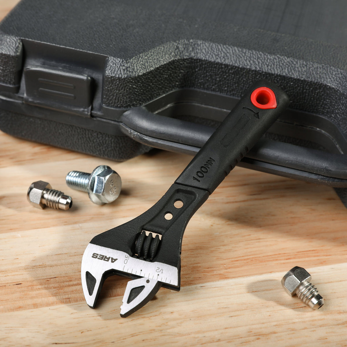 ARES 79000 - 4-Inch Adjustable Wrench