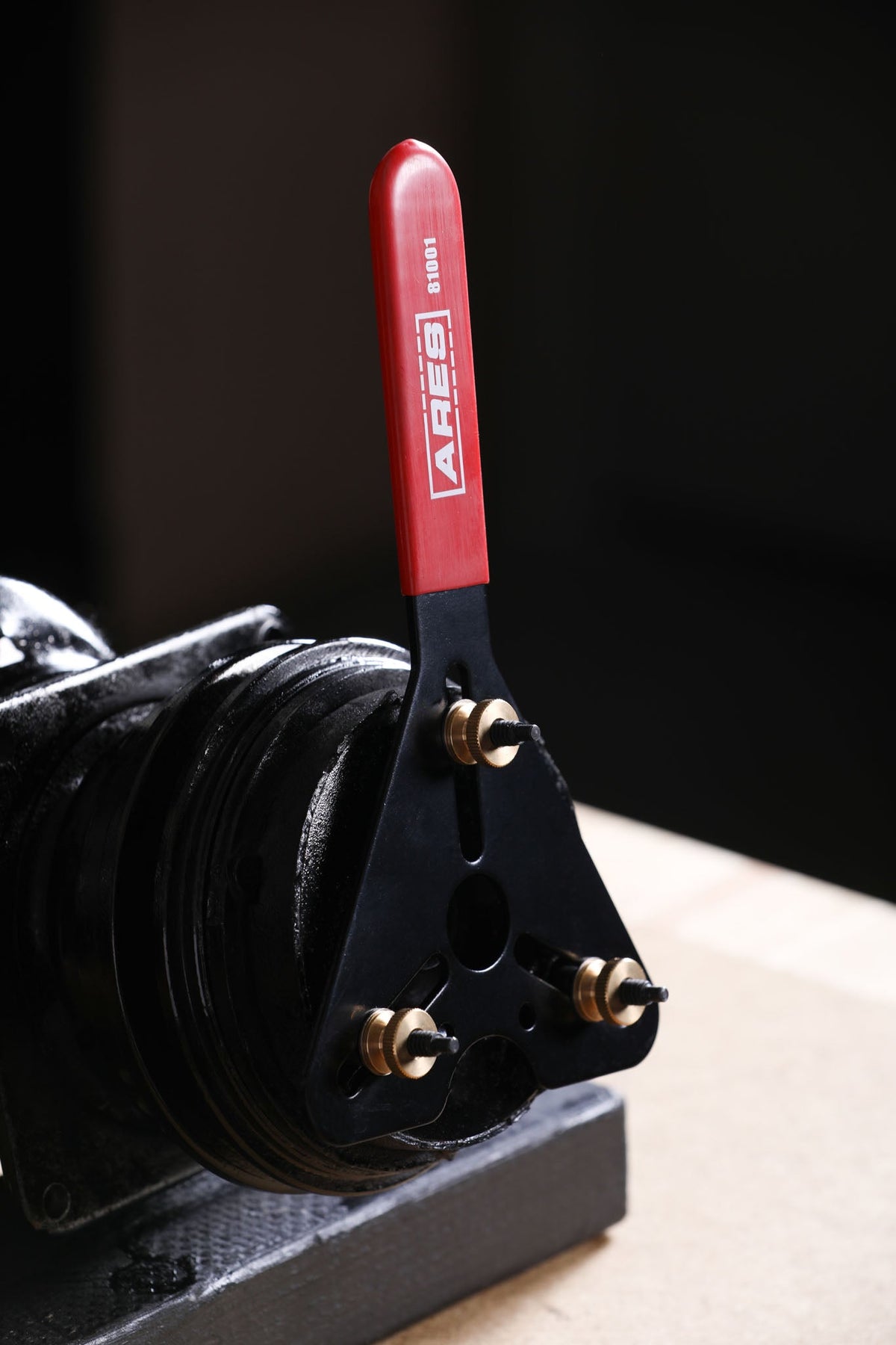ARES 81001 - AC Clutch Holding Tool