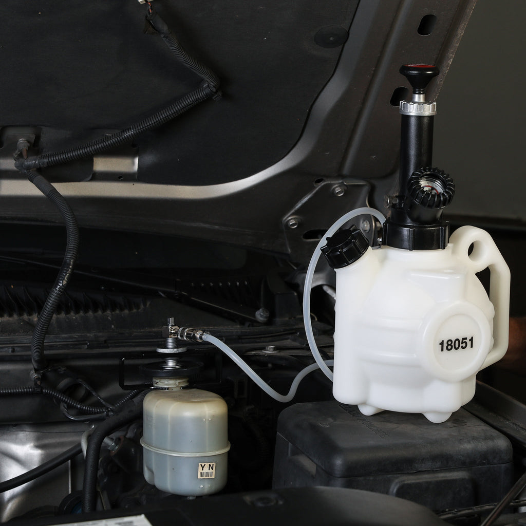 ARES 18053 - 4-Liter Manual Brake Fluid Pressure Bleeder Set